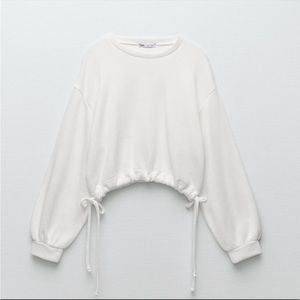 Zara - white knit crop sweatshirt